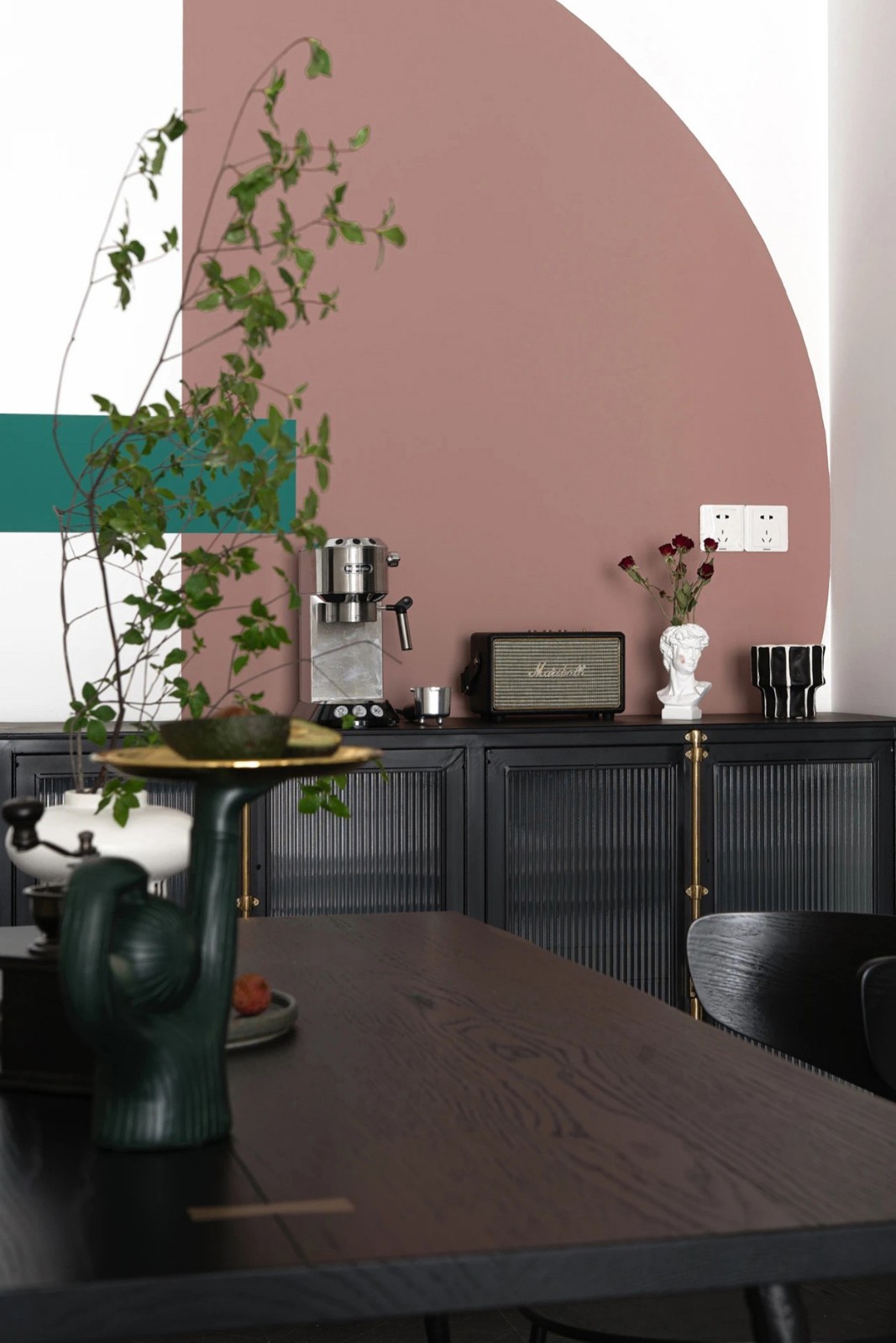 北欧混搭风格家装设计室内装修效果图-餐边柜 北欧混搭风格家装设计室内装修效果图-餐边柜